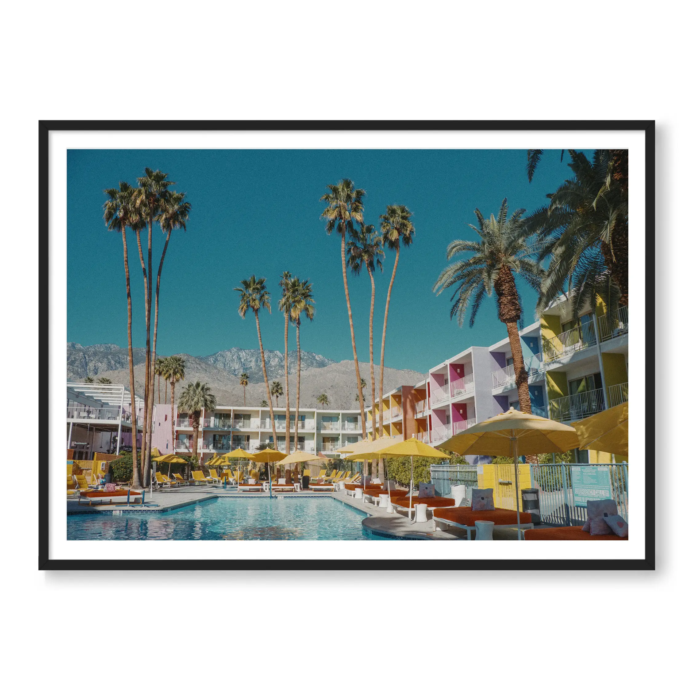 PALM SPRINGS DECO