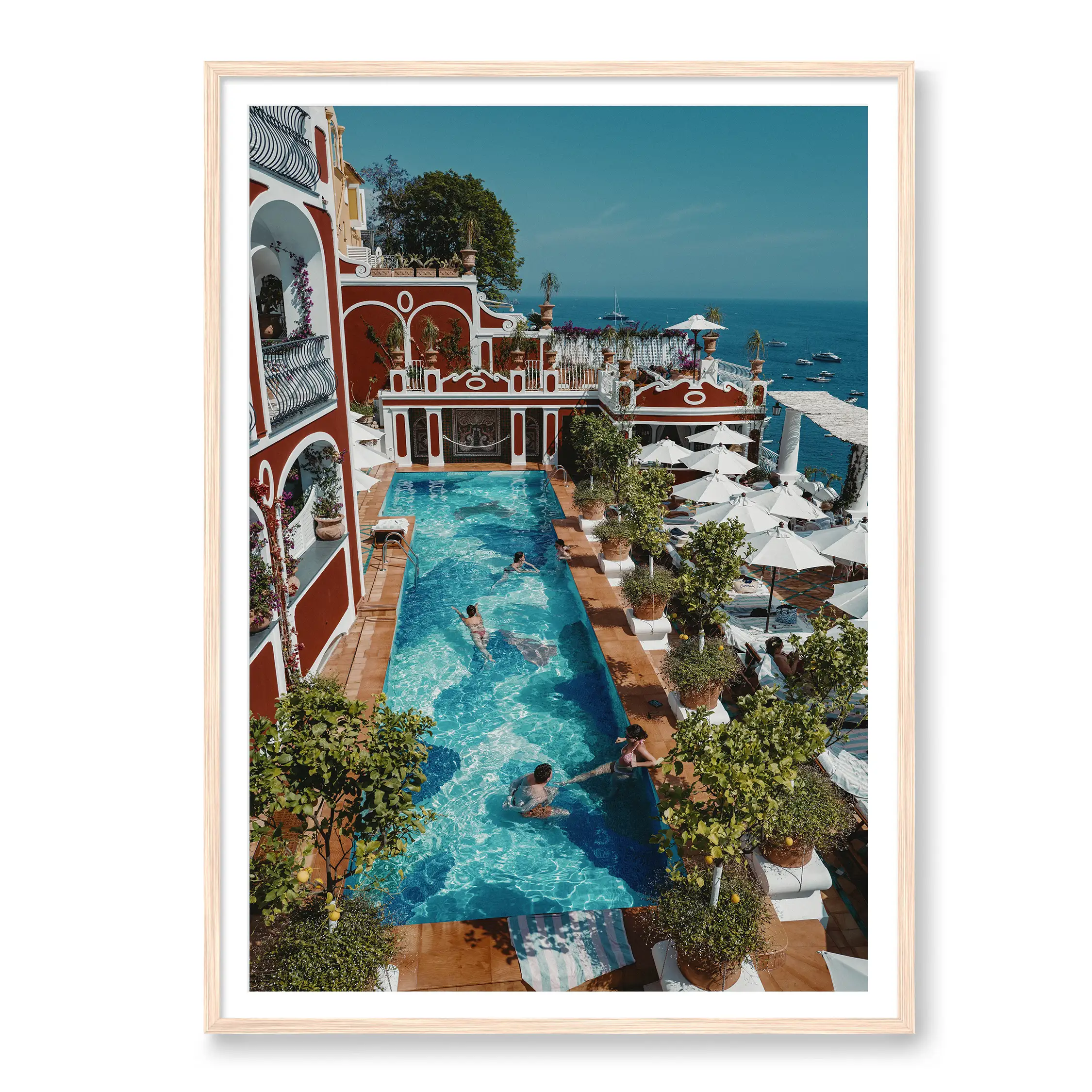 Poolside in Positano - Image 3